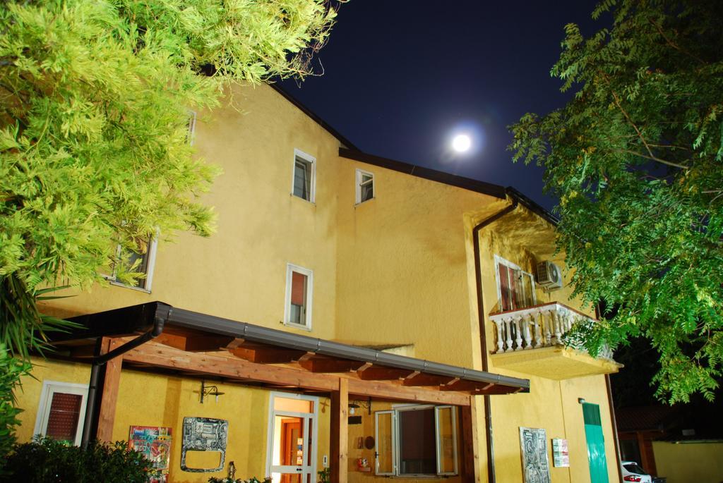 Bed And Breakfast Pieffe Frascineto Exterior foto