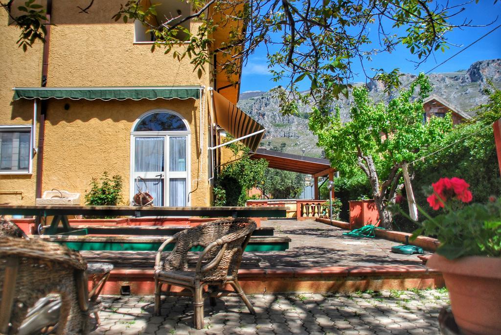 Bed And Breakfast Pieffe Frascineto Exterior foto