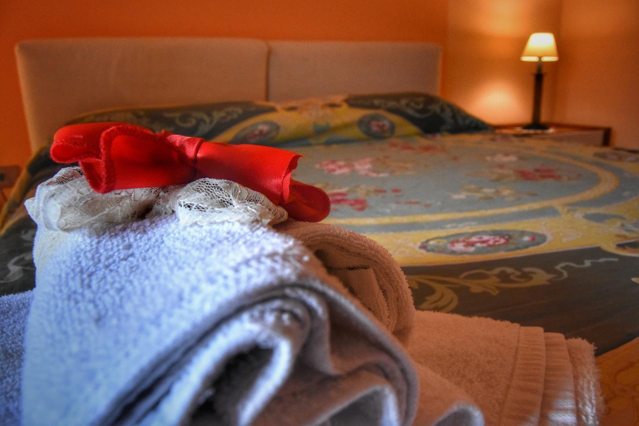 Bed And Breakfast Pieffe Frascineto Exterior foto
