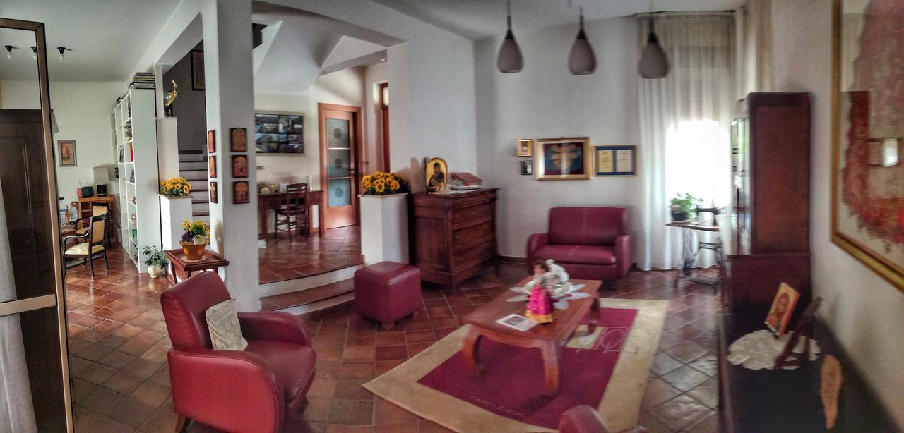 Bed And Breakfast Pieffe Frascineto Exterior foto